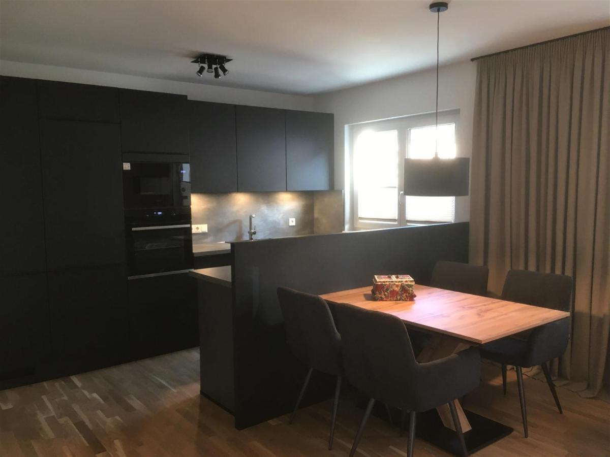 Monas Home Mayrhofen Buitenkant foto